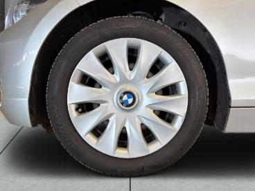 SPOTICAR Bmw 1er 118 I Sport Line Sport Sitzheizung Sportsitze Navi Gebraucht - Limousine Benzin Silber - Braunschweig - 1201342305_4