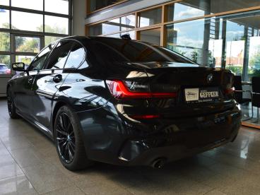 SPOTICAR Bmw 3er 318 I M Sport, Acc, Live Cockpit Professional! Gebraucht - Coupé-cabrio Benzin Schwarz - Lilienthal - 1201314100_4
