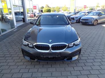 SPOTICAR Bmw 3er 330 330e Sport Line Gebraucht - Coupé-cabrio Plug-in Hybrid Grau - Aulendorf - 1201345767_2