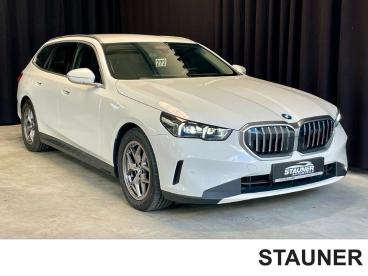 SPOTICAR Bmw 5er 520 D Touring *navigation*shz*leder*r-kamera* Gebraucht - Kombi Diesel Weiß - Kelheim - 1201351289_1