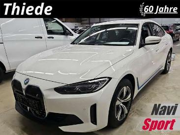 SPOTICAR Bmw I4 Gran Coupe 35 Edrive 70kwh Navi/led/sport/dab Gebraucht - Limousine Elektro Weiß - Schöningen - 1201351024_1