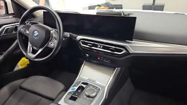 SPOTICAR Bmw I4 Gran Coupe 35 Edrive 70kwh Navi/led/sport/dab Gebraucht - Limousine Elektro Weiß - Schöningen - 1201351024_4