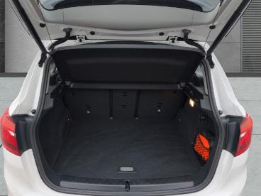 SPOTICAR Bmw 2er Serie 2 Advantage Park-assistent Anhangerzug Gebraucht - Coupé-cabrio Diesel Weiß - Parchim - 1201221276_5