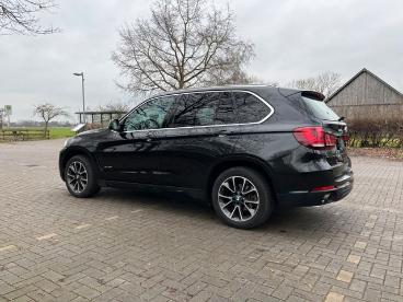 SPOTICAR Bmw X5 Xdrive35i 7 Sitz Navi Leder Panorama Keyless Gebraucht - Suv Benzin Schwarz - Brake/unterweser - 1201274105_4