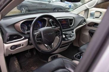 SPOTICAR Chrysler Pacifica Pacifica 3.6l Garantie-01/28*7 Sitzer*3 Gebraucht - Mini-van Benzin Silber - Moenchweiler - 1201241087_5