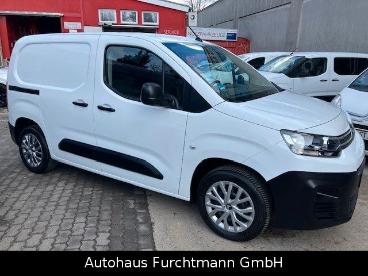 SPOTICAR Citroën Berlingo Berlingo Gebraucht -  Diesel Weiß - Berlin - 1201267268_1