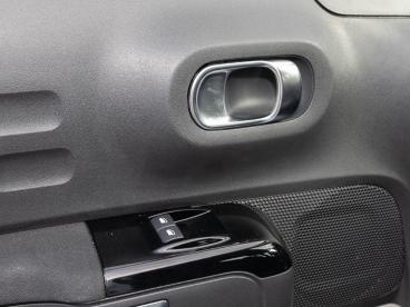 SPOTICAR Citroën C3 1.2 Puretech 110 Max +pdc+carplay+efh+isofix+ Gebraucht - Kleinwagen Benzin Weiß - Erftstadt - 1201324011_5