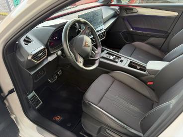 SPOTICAR Cupra Leon Sportstourer Vz 221 Kw (300 Ps)automatik Ad Navi D Gebraucht - Limousine Benzin Weiß - Bergisch-gladbach - 1201216658_4