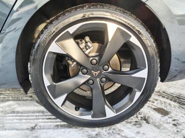 SPOTICAR Cupra Leon Leon Gebraucht - Limousine Benzin Schwarz - Potsdam - 1201269899_5