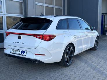 SPOTICAR Cupra Leon Sportstourer Navi Shz Led Kamera Keyless Sportstou Gebraucht - Limousine Diesel Weiß - Nortorf - 1201308506_5