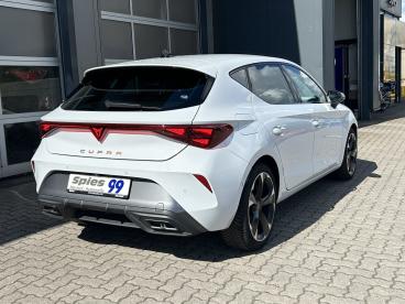 SPOTICAR Cupra Leon 2.0 Tdi Allwetter Led Shz Navi Keyless 2.0 Tdi All Gebraucht - Limousine Diesel Weiß - Nortorf - 1201308549_5
