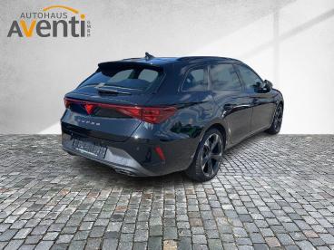 SPOTICAR Cupra Leon *dsg*kamera*acc*tot Winkel*park Assist*shz* Gebraucht - Limousine Benzin Schwarz - Bamberg - 1201315577_3