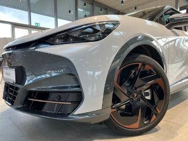 SPOTICAR Cupra Tavascan Dual Engine Cupra Vz 4drive 250 Kw (340 Ps) 77 Kwh Gebraucht - Geländewagen Elektro  - Bergisch-gladbach - 1201131386_3