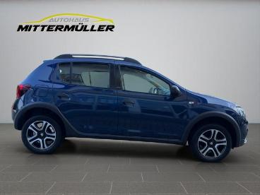 SPOTICAR Dacia Sandero 90 Stepway Celebration Navi Pdc 66kw... Gebraucht - Kleinwagen Benzin Blau - Glonn - 1201312959_3