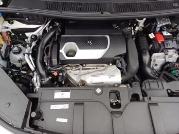 SPOTICAR Ds Ds 7 Crossback 7 Crossback Ds7 E-tense 225 Bastille + 4x2 Gebraucht - Suv Hybrid Weiß - Borken - 1201315909_5
