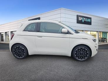 SPOTICAR Fiat 500 E La Prima By Bocelli 118 Automatik; *winter-paket Gebraucht - Kleinwagen Elektro Weiß - Wiesbaden - 1201166294_4