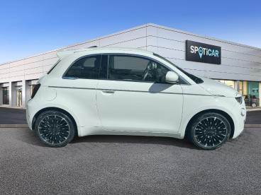 SPOTICAR Fiat 500 E La Prima By Bocelli 42 Kwh*kam*sz*navi Gebraucht - Kleinwagen Elektro Weiß - Maintal - 1201182841_4