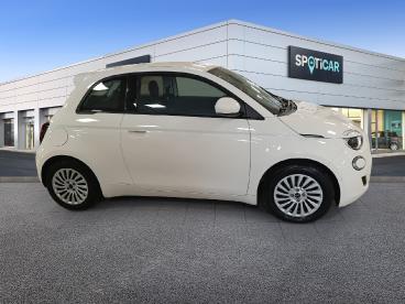 SPOTICAR Fiat 500 E Base 118 Automatik;*komfort-paket Gebraucht - Kleinwagen Elektro Weiß - Frankfurt - 1201187914_4