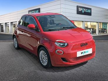 SPOTICAR Fiat 500 E Red 118 Automatik; *navi *winter-paket *ruckfahr Gebraucht - Kleinwagen Elektro Rot - Wiesbaden - 1201198544_3