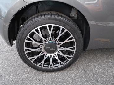 SPOTICAR Fiat 500 Dolcevita 1.0 Mild Hybrid Gebraucht - Kleinwagen Hybrid Grau - Heidelberg - 1201259947_4