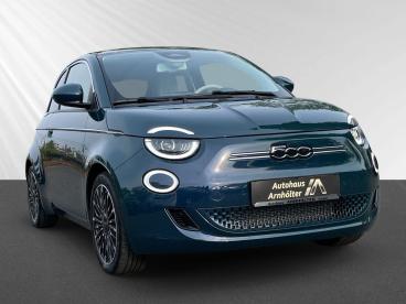 SPOTICAR Fiat 500 E By Bocelli La Prima+nav+pdc+cam+tot+carplay Gebraucht - Kleinwagen Elektro  - Berlin - 1201123662_5