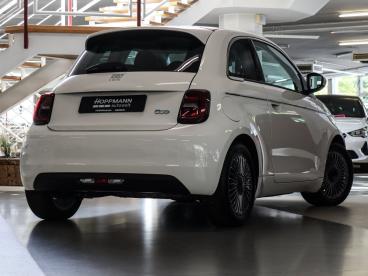 SPOTICAR Fiat 500 E Base*klimaautomatik*carplay*antroidauto*keyless* Gebraucht - Kleinwagen Elektro  - Siegen - 1201174967_3