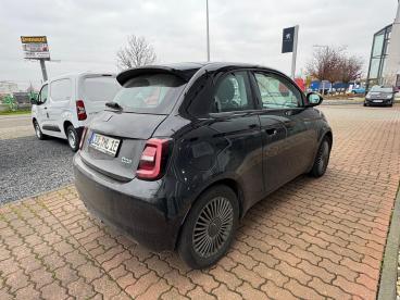SPOTICAR Fiat 500 E Neuer 500 My22 Icon 2022 Gebraucht - Kleinwagen Elektro Schwarz - Düren - 1201208253_5