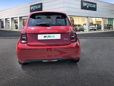 SPOTICAR Fiat 500 E La Prima 42 Kwh 500e La Prima Gebraucht - Kleinwagen Elektro Rot - Hamburg - 1201261672_5