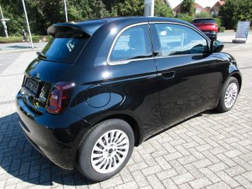 SPOTICAR Fiat 500 E Action 23,8 Kwh *elektro* Gebraucht - Kleinwagen Elektro Schwarz - Lingen - 1201326485_4