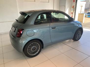 SPOTICAR Fiat 500 E Icon Gebraucht - Kleinwagen Elektro Blau - Dresden - 1201334162_4