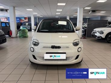 SPOTICAR Fiat 500c Elektro Base 118 Automatik *dab+*shz*kamera Gebraucht - Coupé-cabrio Elektro Weiß - Frankfurt - 1201353138_2