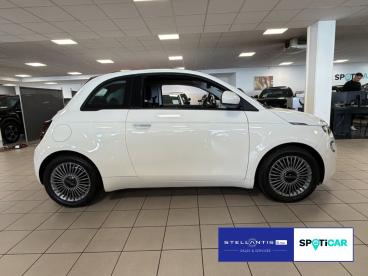 SPOTICAR Fiat 500c Elektro Base 118 Automatik *dab+*shz*kamera Gebraucht - Coupé-cabrio Elektro Weiß - Frankfurt - 1201353138_4