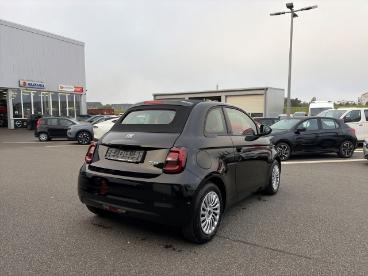 SPOTICAR Fiat 500c E Red Navi Memory Sitze Apple Carplay Android Auto Gebraucht - Coupé-cabrio Elektro Schwarz - Bremerhaven - 1201356760_5
