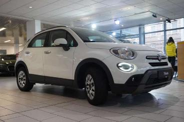 SPOTICAR Fiat 500x 1.3t Cross Dct Navi/led/pdc/sport/temp/dab+ Gebraucht - Suv Benzin Weiß - Schöningen - 1201206441_5