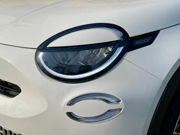 SPOTICAR Fiat 600 48v Edct *180°kamera*led*shz* Gebraucht - Wohnmobil Benzin Weiß - Kelheim - 1201275899_4