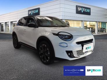 SPOTICAR Fiat 600 1.2 Hybrid 100 Kw La Prima (euro 6e) Gebraucht - Wohnmobil Benzin Weiß - Hamburg - 1201330662_3