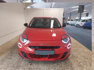 SPOTICAR Fiat 600 600e La Prima Standhzg Navi Leder Digitales Cockpit 360 Gebraucht - Wohnmobil Elektro  - Itzehoe - 1201020478_5