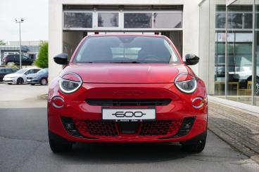 SPOTICAR Fiat 600 600e (red) 54 Kwh Led Pdc Klima Dab Tempomat Gebraucht - Wohnmobil Elektro Rot - Brilon - 1201158717_2