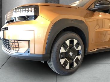 SPOTICAR Fiat Grande Panda Hybrid Business Edition Navi Led Carplay Digitales Gebraucht - Geländewagen Benzin Bronze - Neumünster - 1201266769_4