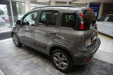 SPOTICAR Fiat Panda Waze Klimaanlage, Anhangerkupplung, Pdc Gebraucht - Kleinwagen Benzin  - Dresden - 1201114565_5