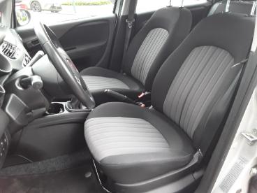 SPOTICAR Fiat Punto Punto 1.4 8v 5t Gebraucht - Kleinwagen Benzin Silber - Weinsberg - 1201301290_5