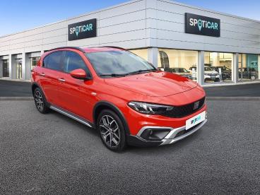 SPOTICAR Fiat Tipo Red Gse Mild-hybrid 130 Automatik; *tech-paket *pd Gebraucht - Kleinwagen Hybrid Rot - Wiesbaden - 1201157668_3