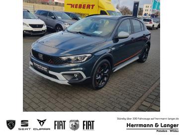 SPOTICAR Fiat Tipo Tipo Gebraucht - Kleinwagen Benzin Grün - Potsdam - 1201224564_1