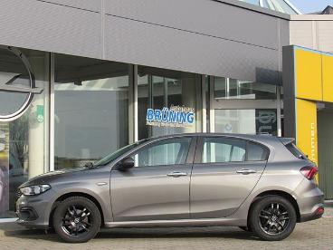 SPOTICAR Fiat Tipo 1.4 16v Hatchback Pop Sitzhzg Pdc Nsw Gebraucht - Kleinwagen Benzin  - Staßfurt - 1201285697_3