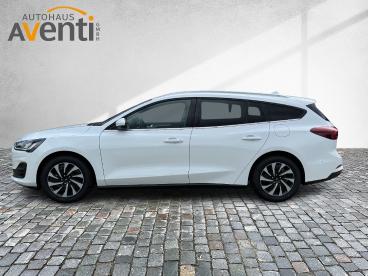 SPOTICAR Ford Focus Turnier Titanium Led*shz*navi*klima*kamera Gebraucht - Kleinwagen Benzin Weiß - Bamberg - 1201170324_4