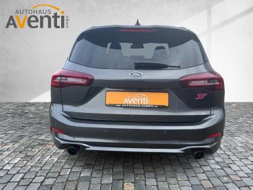 SPOTICAR Ford Focus Turnier St X *led*navi*fahrer-assistenzpak. Gebraucht - Kleinwagen Benzin  - Bamberg - 1201200592_5