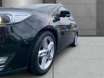 SPOTICAR Ford Focus Turnier Titanium Focus Turnier 1.0 Navi Soundsyste Gebraucht - Kleinwagen Benzin Schwarz - Bremen - 1201215500_4