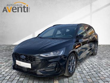 SPOTICAR Ford Focus St-line Acc*led*kamera*apple*navi*allwetter Gebraucht - Kleinwagen Benzin Schwarz - Bamberg - 1201234339_2