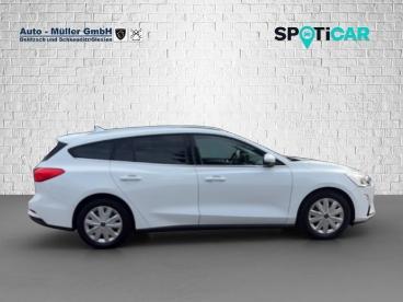 SPOTICAR Ford Focus Turnier Cool & Connect Gebraucht - Kleinwagen Benzin Weiß - Delitzsch - 1201246152_4