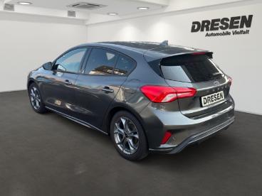 SPOTICAR Ford Focus St-line Lim. Automatik Navi Led Acc Apple Carplay Gebraucht - Kleinwagen Benzin Grau - Mönchengladbach - 1201246894_5